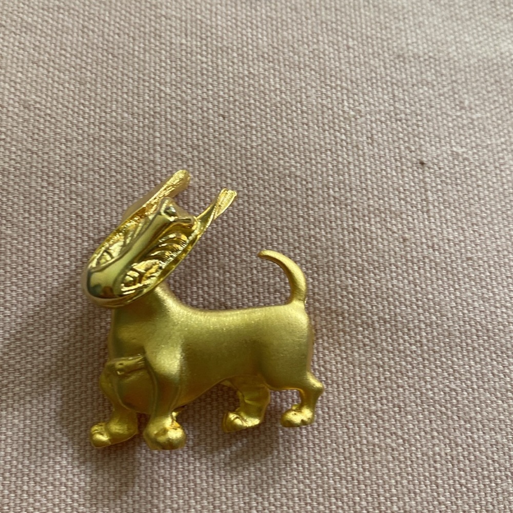 Pins - Picture 5 of 5